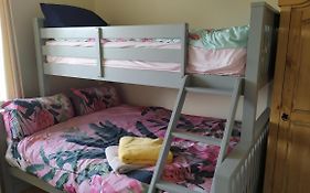 Lovely Cosy Cottage Close To Atlantic Beaches